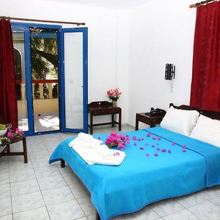 Palm Bay Hotel Sissi  Bagian luar foto