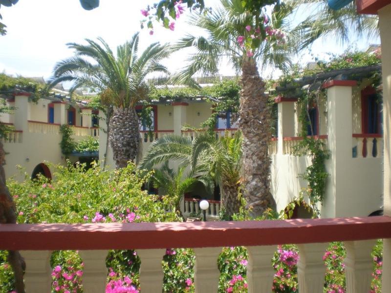 Palm Bay Hotel Sissi  Bagian luar foto