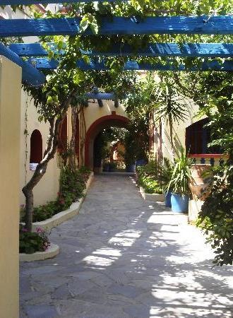 Palm Bay Hotel Sissi  Bagian luar foto